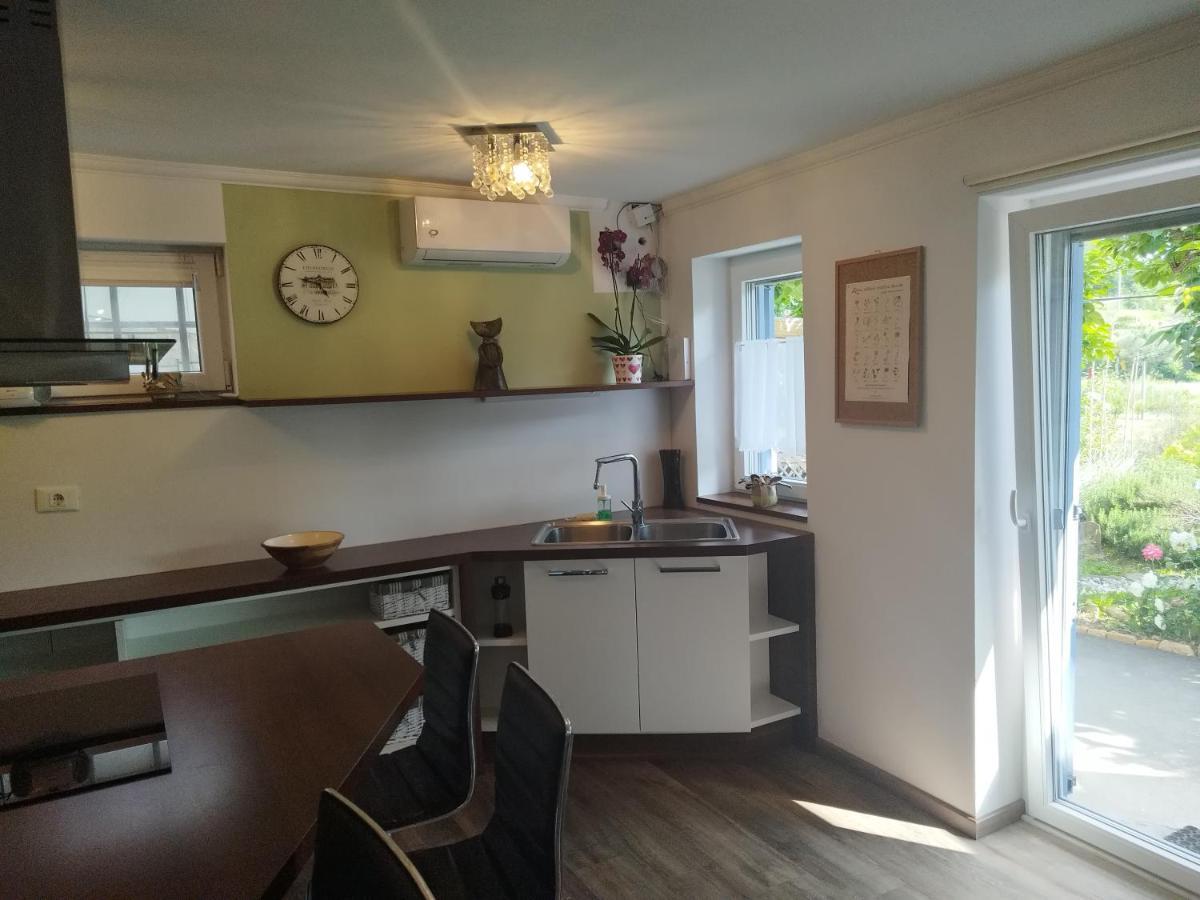 Apartma Salvia-Guest House لوسيا المظهر الخارجي الصورة