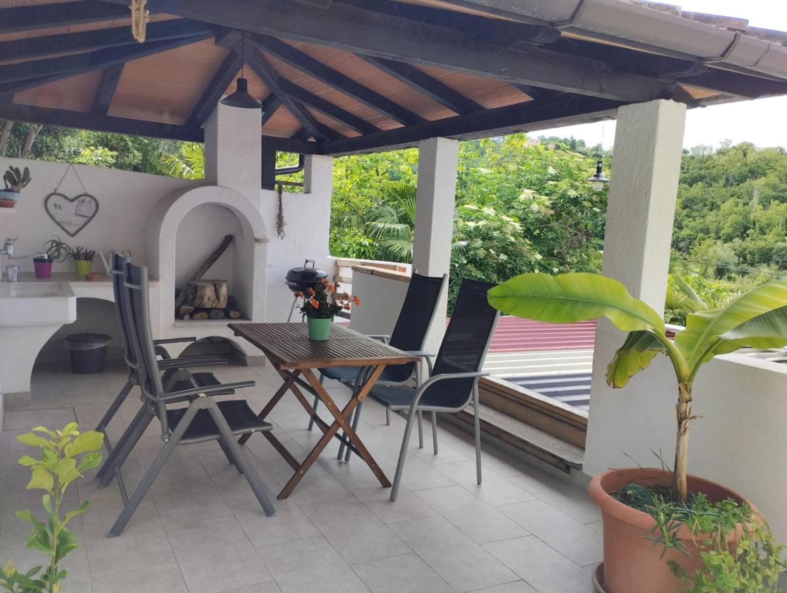 Apartma Salvia-Guest House لوسيا المظهر الخارجي الصورة